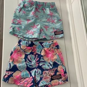 Set of 2 - 2T Vineyard Vines swim trunks